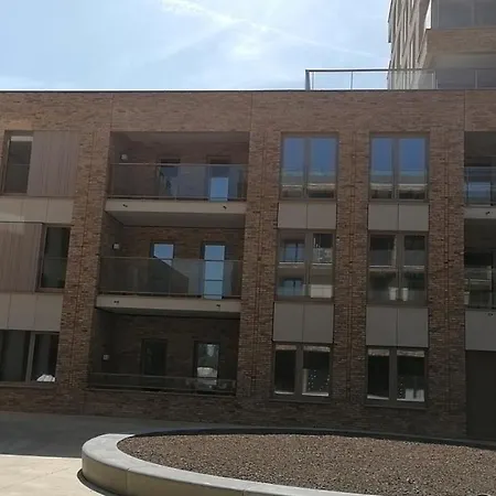 Bartine - Modern And Spacious Flat Near The Sea, Free Parking Space * 오스텐드