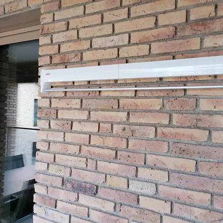 Bartine - Modern And Spacious Flat Near The Sea, Free Parking Space 아파트 *