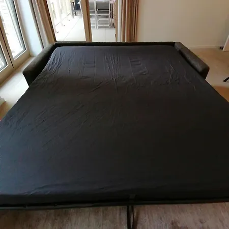 Апартаменты Bartine - Modern And Spacious Flat Near The Sea, Free Parking Space *