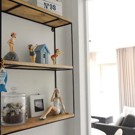 Bartine - Modern And Spacious Flat Near The Sea, Free Parking Space