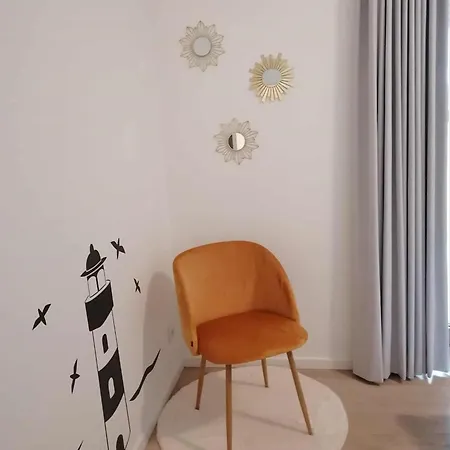 Апартаменты Bartine - Modern And Spacious Flat Near The Sea, Free Parking Space *