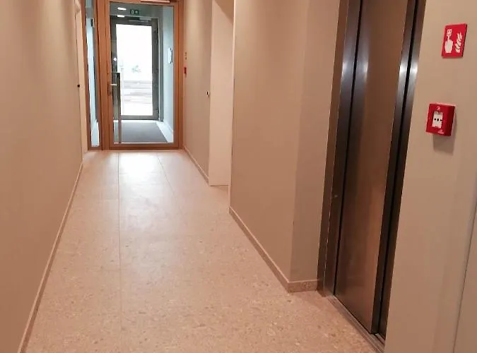 Bartine - Modern And Spacious Flat Near The Sea, Free Parking Space Apartment Ostend