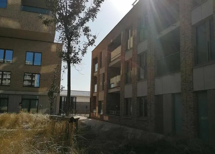 Bartine - Modern And Spacious Flat Near The Sea, Free Parking Space Apartment *