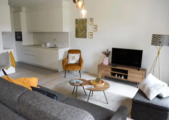 Bartine - Modern And Spacious Flat Near The Sea, Free Parking Space Ostend