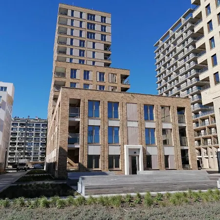 Bartine - Modern And Spacious Flat Near The Sea, Free Parking Space Апартаменты