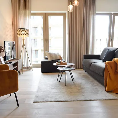 Апартаменты Bartine - Modern And Spacious Flat Near The Sea, Free Parking Space *